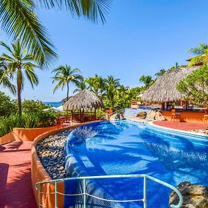 Hilton Grand Vacations Club Zihuatanejo